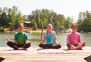 lakeside-yoga
